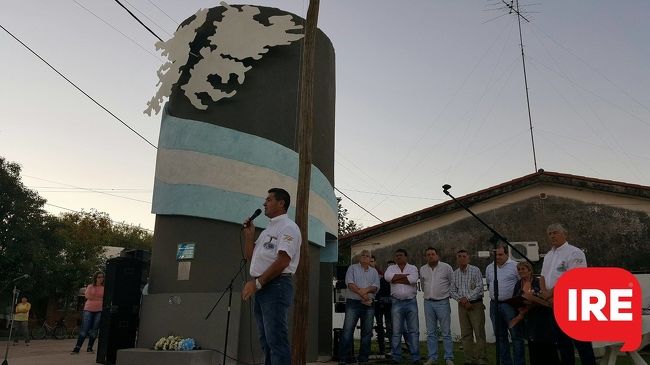 Barrancas homenajeó a los héroes de Malvinas en un emotivo acto