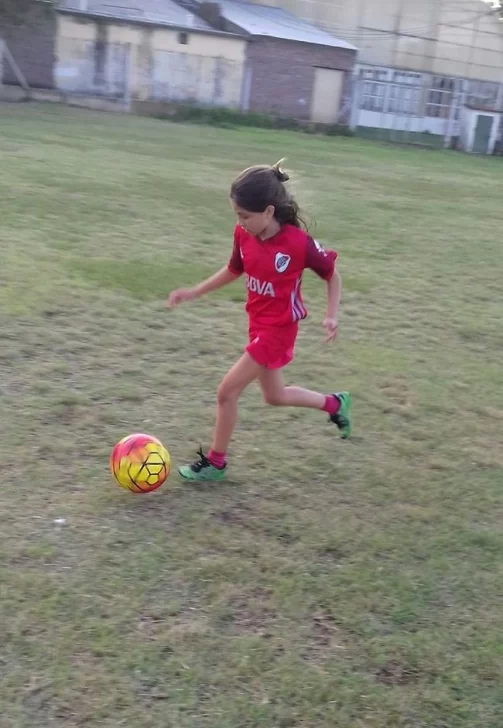 Un premio mundial: Una nena y su papá ganaron un viaje a Rusia