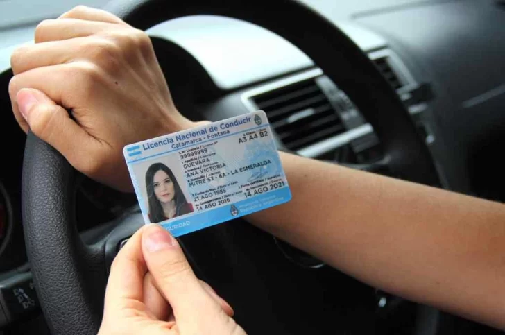 Prorrogan el vencimiento del carnet de conducir por 240 días