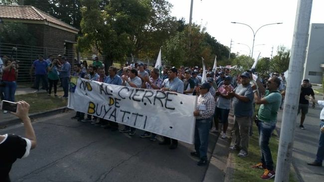 Crece la preocupación: Marcharon los trabajadores de Buyatti