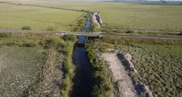 Provincia adjudicó la limpieza del canal Irigoyen y beneficiará a cinco pueblos
