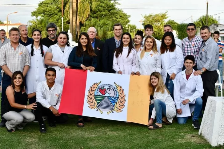 Presentaron en Monje la bandera del Departamento San Jeronimo