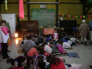 El Día del Libro se festejó en la biblio José Pedroni junto a los nenes de 2º de la Escuela 239 El Día del Libro se festejó en la biblio José Pedroni junto a los nenes de 2º de la Escuela 239