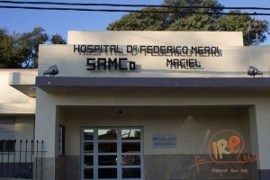 El ministro de Salud garantizó más horas médicas para el Hospital de Maciel