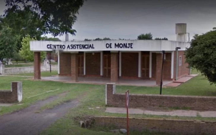 Monje: Un vecino de 90 años contrajo covid-19 y debió ser internado