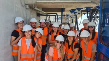 Alumnos del curso de APOSGRAN visitaron la planta de ACA Timbúes