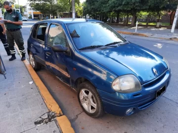 Un vecino de Timbúes tuvo un accidente en Puerto: Un herido leve