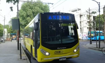 Se cayó el acuerdo y vuelve el paro de colectivos en el Gran Rosario