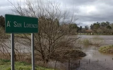 Buscan a un adolescentes que se arrojó al Arroyo San Lorenzo