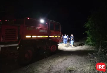 Oliveros: Bomberos rescataron a una mujer en el río Carcarañá