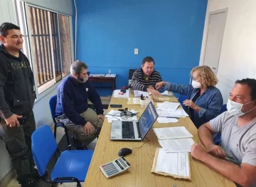 Maciel abrió ofertas para adquirir columnas de alumbrado y luces led