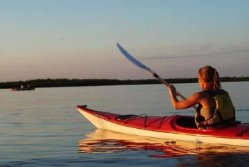 Prefectura recordó cómo manejarse en el río y disfrutar la estadía