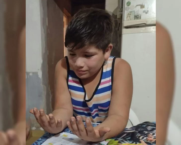 Un papá busca a su hijo de 10 años: Vivía con su mamá en Barrancas