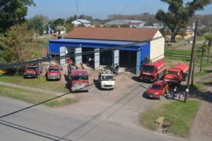 Se llevó a cabo en Oliveros la jornada “Bomberos por un día”