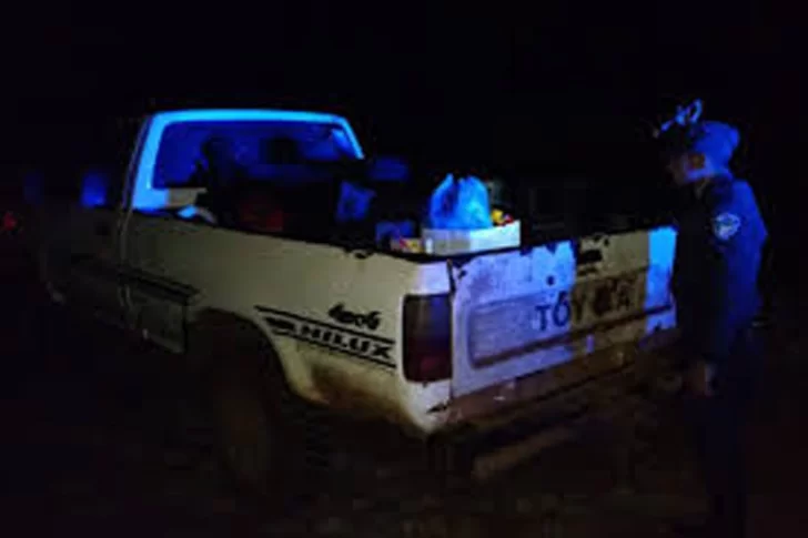 Detuvieron a dos hombres mientras robaban en Pueblo Andino