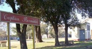 Capitan Bermudez: Encontraron un feto en una plaza de barrio Villa Margarita