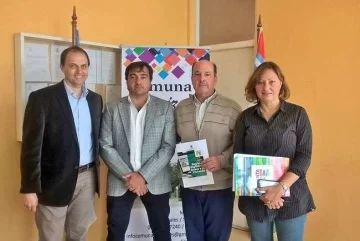 Firmaron un convenio con Provincia para construir tres viviendas