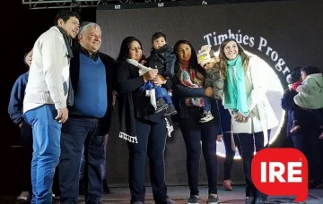 Con gran alegría Timbúes entregó doce viviendas con fondos propios