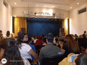 Timbúes inauguró ante 300 personas el Centro Cultural Comunal