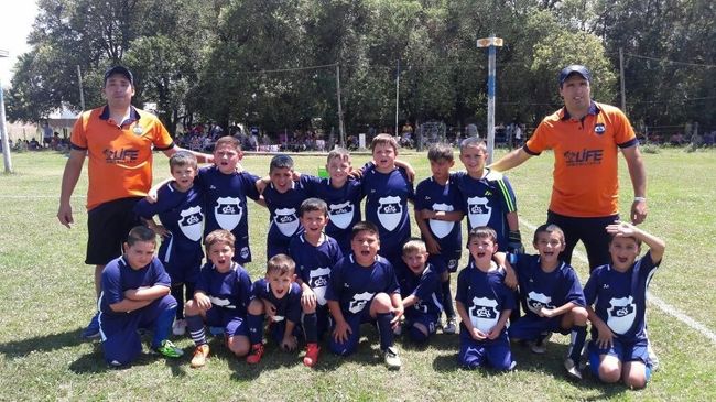 Pequeños futbolistas del ALBA participaron de la Copa de Plata