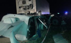Fatal choque entre camiones en la autopista, a la altura de Barrancas. Un muerto