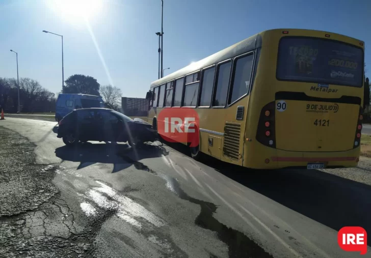 Accidente en cadena: Una mujer de Maciel con traumatismo de cráneo