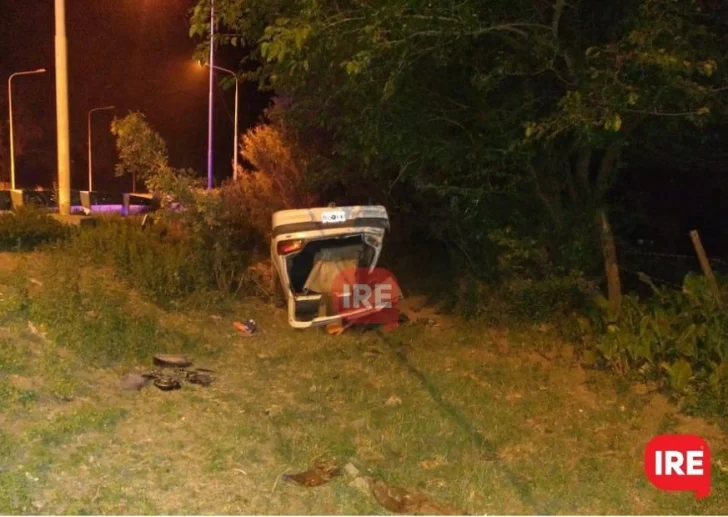 Esquivó un pozo en ruta 91 y a los tumbos terminó en la cuneta contraria