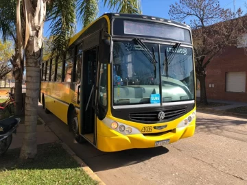 Rosario Bus aumentó un 23% y viajar se hace cada vez más difícil