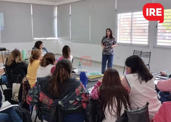 AMSAFE dictó talleres de formación para el desarrollo educativo en Puerto y Timbúes