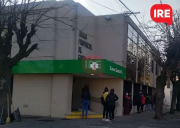 Lunes sin atención al público en los bancos del país y sólo hay operaciones online