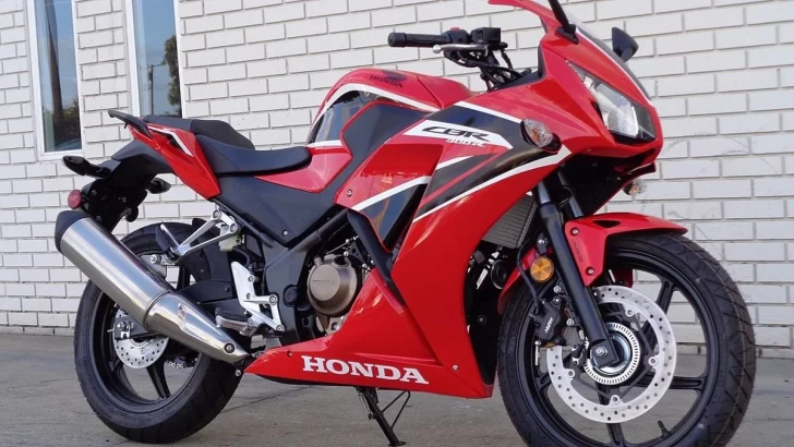 Un joven perdió el control de su moto y se accidentó en la ruta 91