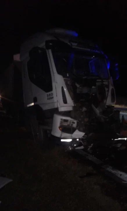 Chocaron dos camiones durante la madrugada y hubo demoras