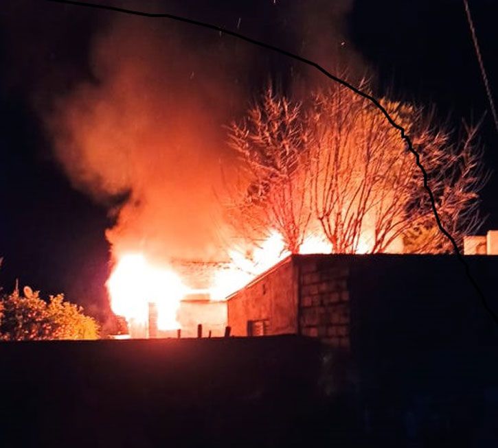 Quiso hacer un asado pero terminó en un impresionante incendio