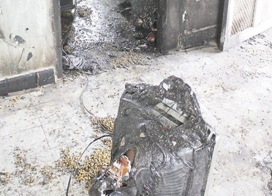 Un cortocircuito en un televisor provocó un incendio