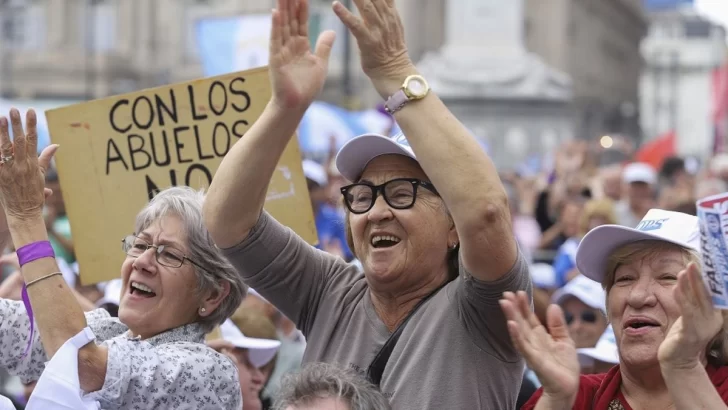 Jubilados: El segundo bono se cobrará con los haberes de enero