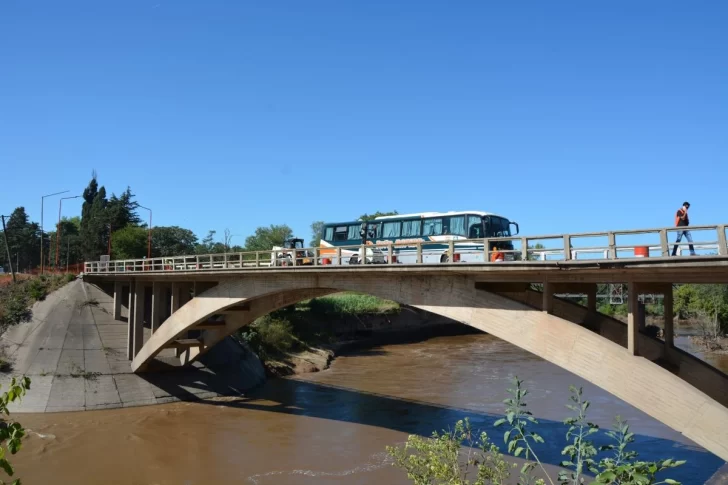 Hoy y el lunes vuelve a haber corte total sobre el puente de la 11