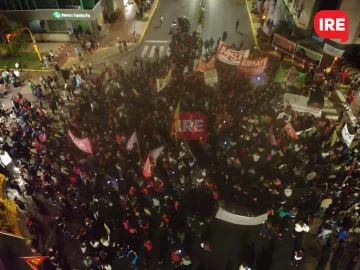 Perassi: Multitudinaria marcha a una semana de la sentencia