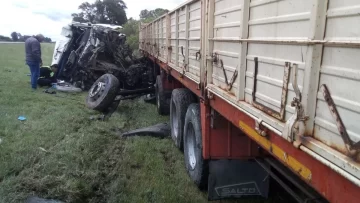Un Camionero está grave tras impactar contra una columna
