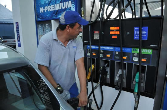 Estaciones de servicio pararán el miércoles próximo