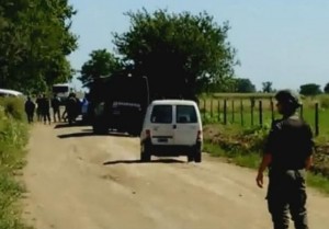 Gran operativo policial determinó tres detenciones