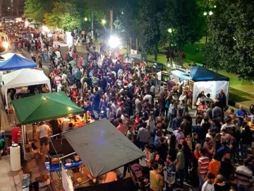 Pueblo Andino se encuentra el finde en la plaza con show y feria