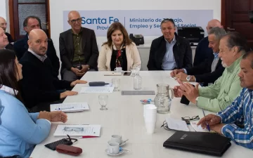 Provincia ofreció el 33.5% de aumento pero los docentes creen que “se puede mejorar”