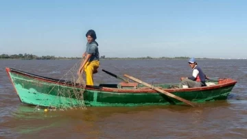 La ayuda a pescadores afectados por la bajante será abonada a partir de mañana