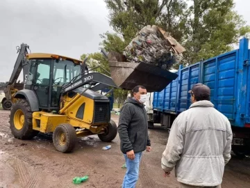 Serodino apuesta a la sustentabilidad y entregó 700 kg de botellas para reciclar