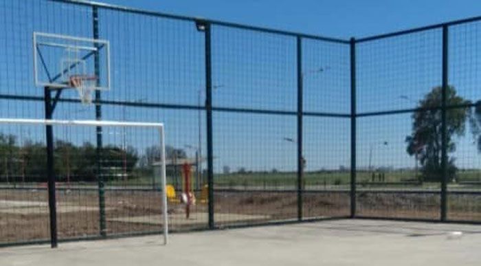 Avanza a buen ritmo la obra del playón deportivo en La Paloma