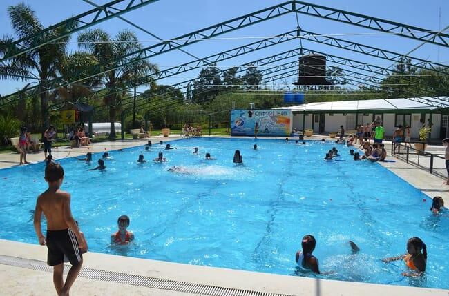 Ya abrió la pileta del polideportivo de Timbúes: Los locales ingresan gratis