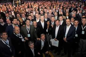 Cattáneo y González junto al Presidente Macri