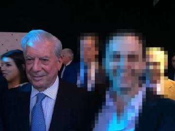 ¿Qué funcionario regional se reunió ayer con Vargas Llosa?