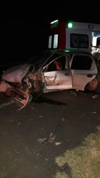 Autopista:  Un solo automóvil protagonizó un accidente vial