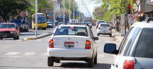 Taxistas de la región piden a las multinacionales actualizar la tarifa